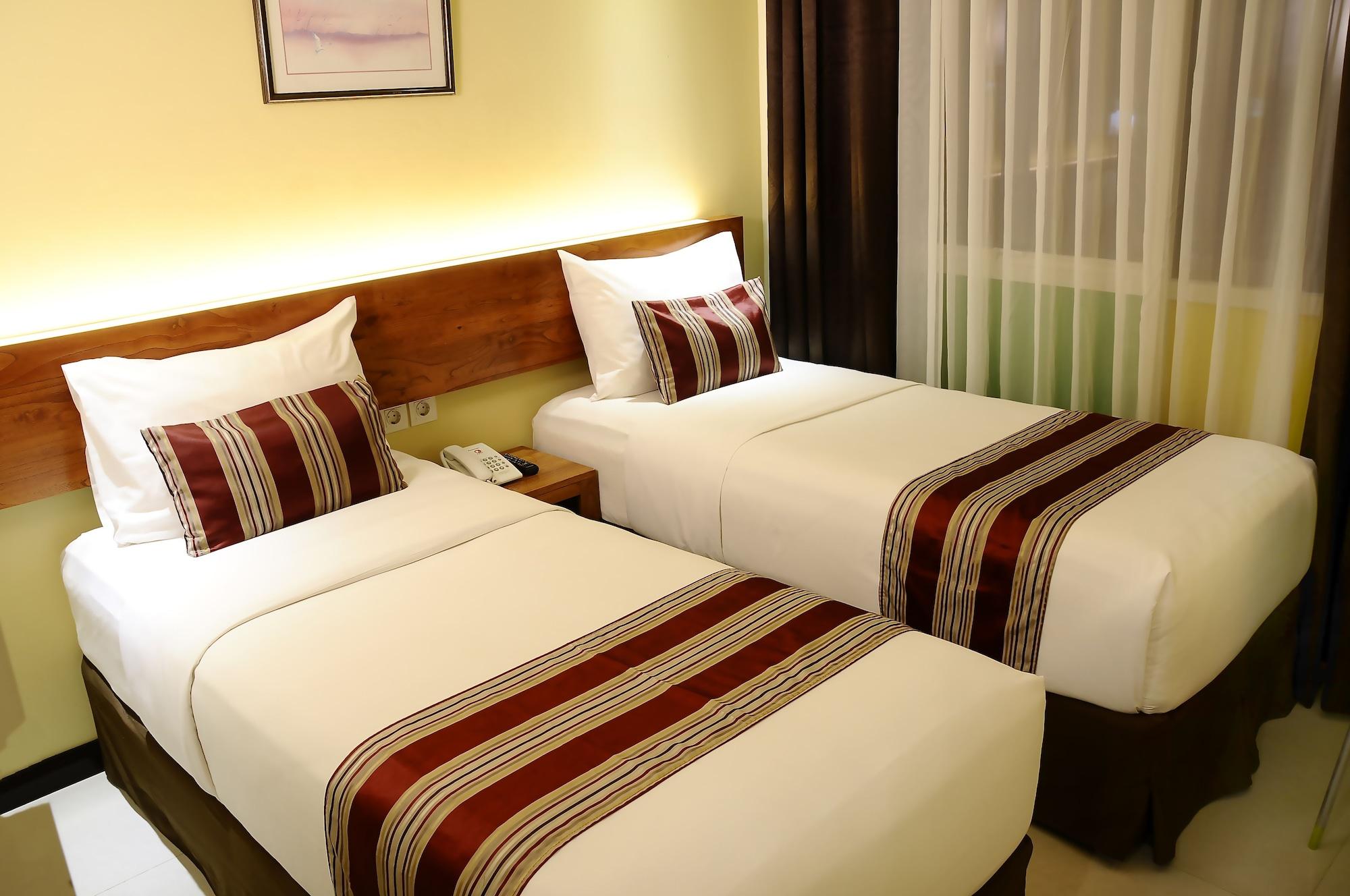 Biz Boulevard Hotel Manado Eksteriør bilde
