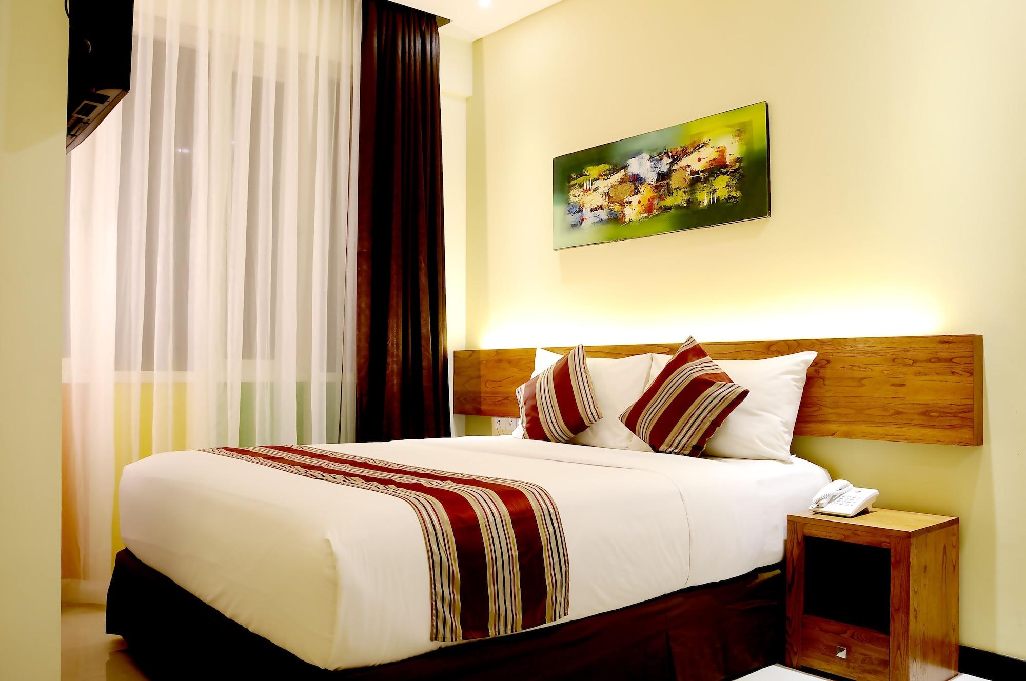 Biz Boulevard Hotel Manado Eksteriør bilde