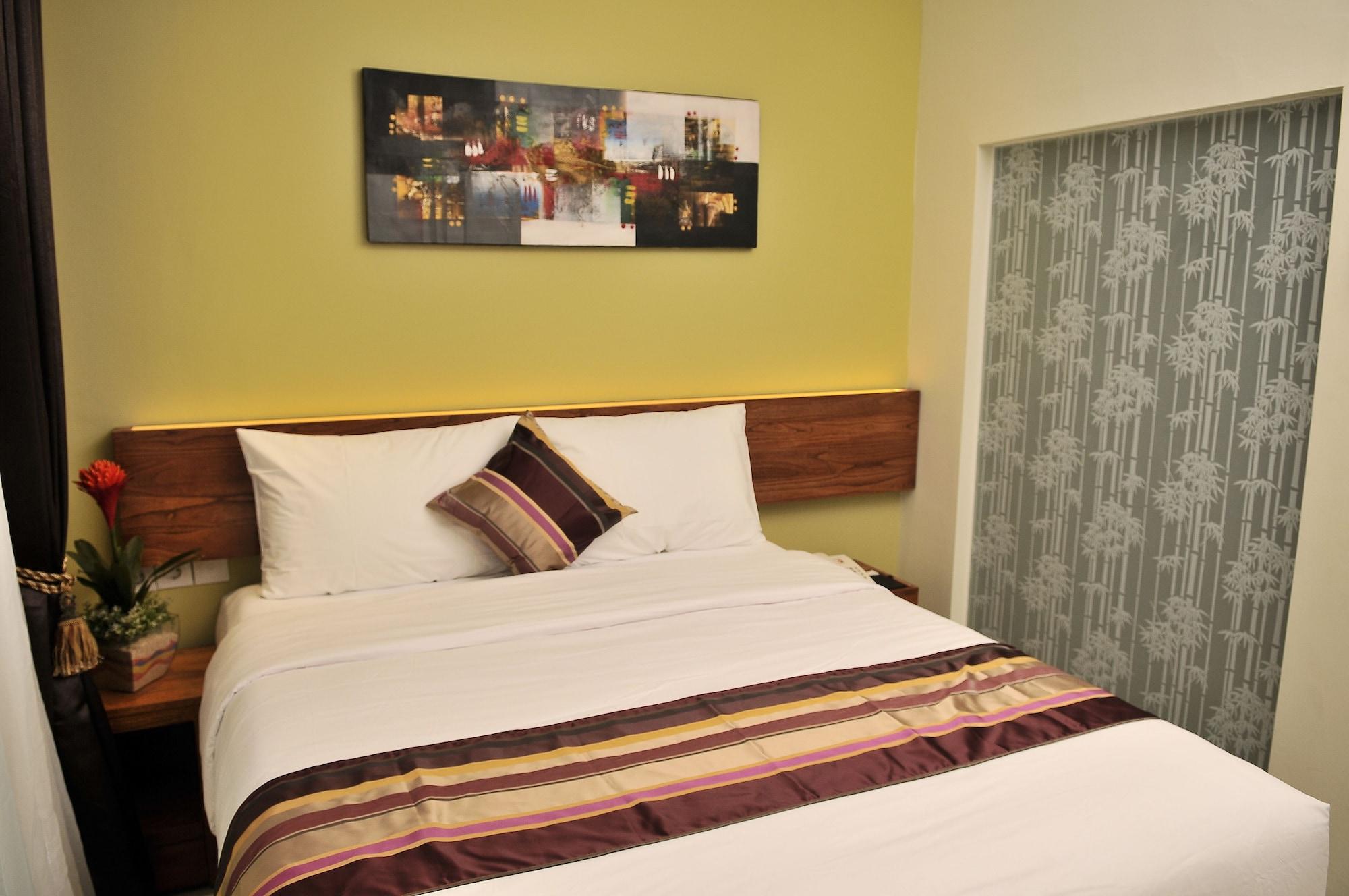 Biz Boulevard Hotel Manado Eksteriør bilde