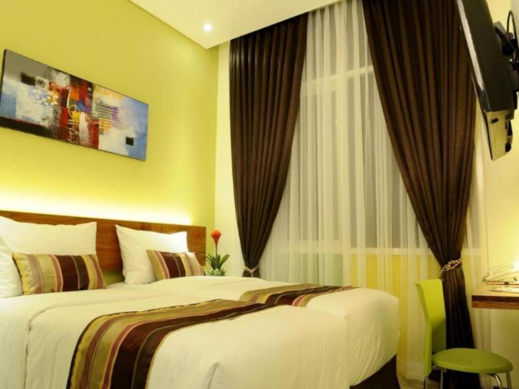 Biz Boulevard Hotel Manado Eksteriør bilde
