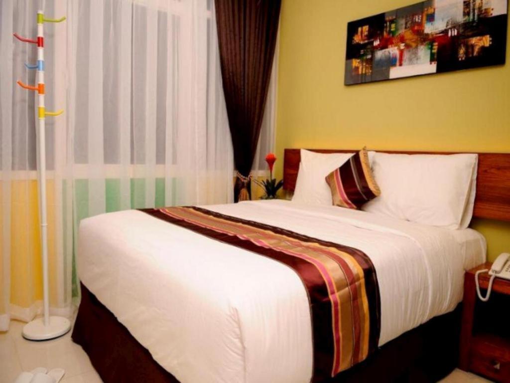 Biz Boulevard Hotel Manado Eksteriør bilde
