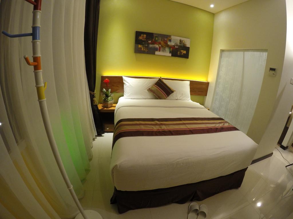 Biz Boulevard Hotel Manado Eksteriør bilde
